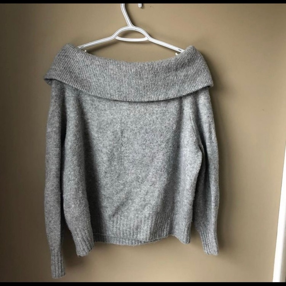 Grey Off-the-shoulder sweater